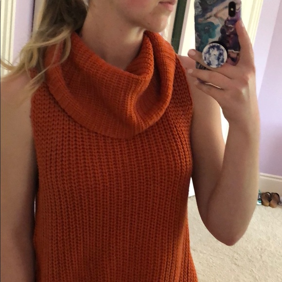 Poof! Sweaters - Sleeveless turtleneck knit